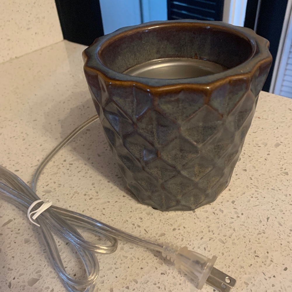 Yankee candle scentpiece warmer